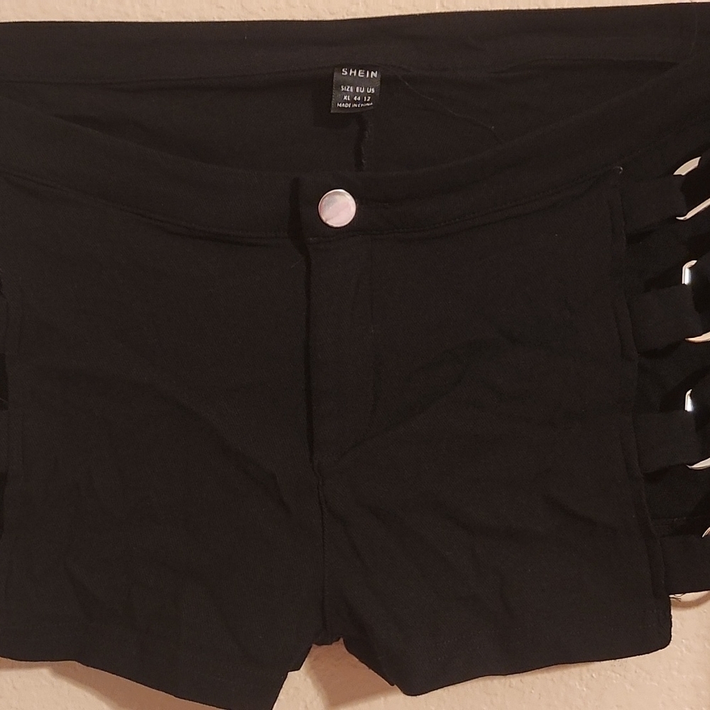 Cut out shorts